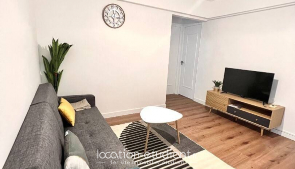 Colocation tudiante Chambre dans une colocation de 10m2