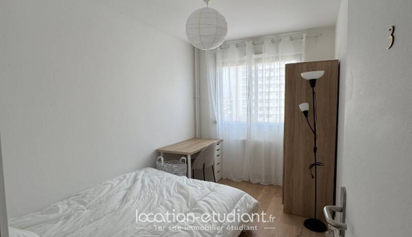 Colocation �tudiante Studio &agrave; Saint Priest (69800)