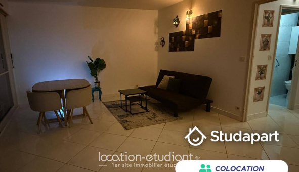 Colocation tudiante Chambre dans une colocation de 11m2