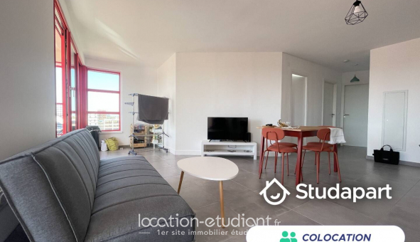 Colocation étudiante Chambre dans une colocation de 12m2