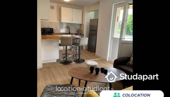 Colocation tudiante Chambre dans une colocation de 7m2
