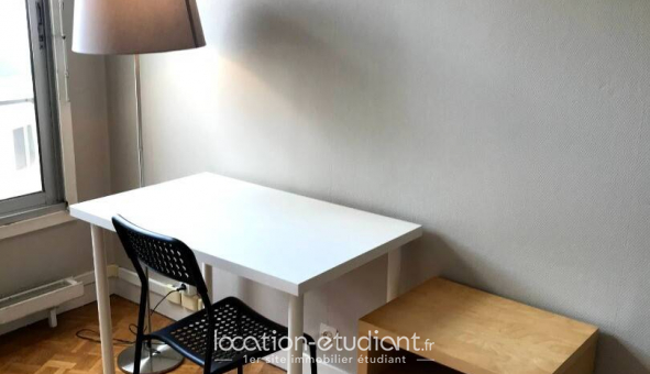 Colocation tudiante Studio à Suresnes (92150)
