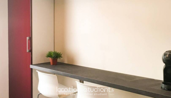 Colocation étudiante Chambre dans une colocation de 10m2