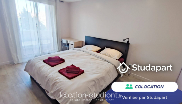 Colocation tudiante Chambre dans une colocation de 9m2