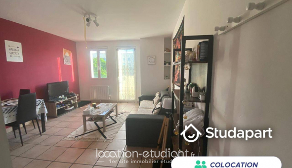 Colocation étudiante Chambre dans une colocation de 10m2