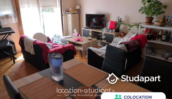 Colocation tudiante Chambre dans une colocation de 10m2