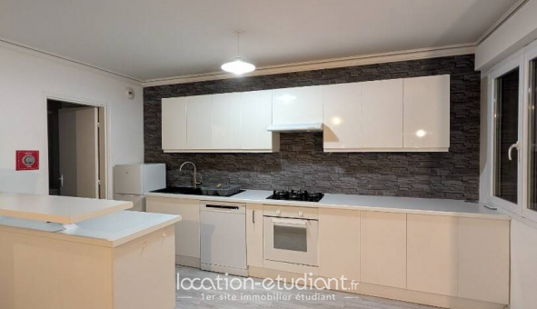 Colocation �tudiante Studio &agrave; Tours (37000)