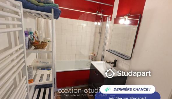 Colocation �tudiante Studio &agrave; Tr�laz� (49800)