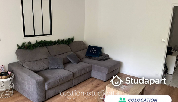 Colocation étudiante Chambre dans une colocation de 12m2
