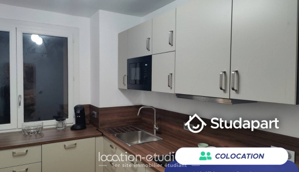 Colocation �tudiante Studio &agrave; Vaulx en Velin (69120)