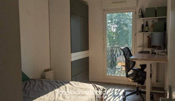 Colocation tudiante Chambre dans une colocation de 9m2