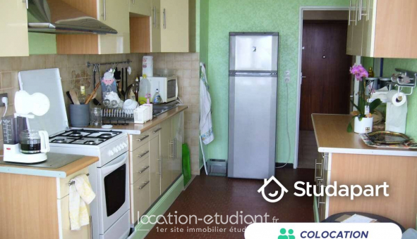 Colocation tudiante Chambre dans une colocation de 11m2