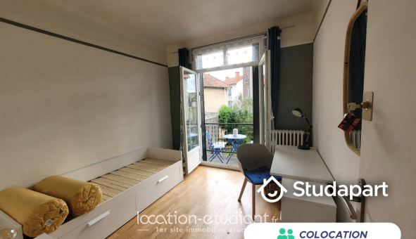 Colocation étudiante Chambre dans une colocation de 13m2