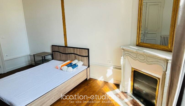 Colocation étudiante Studio &agrave; Bourges (18000)