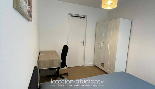 Colocation étudiante Studio &agrave; Bron (69500)