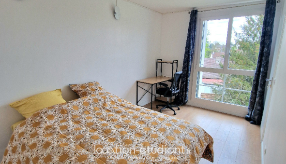 Colocation étudiante Studio &agrave; Brunoy (91800)