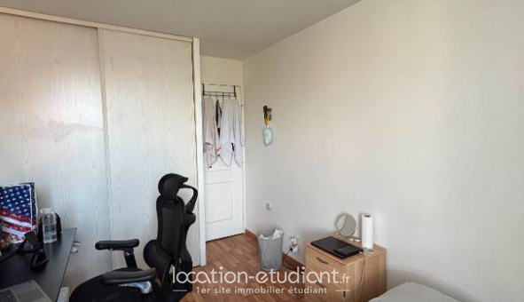 Colocation étudiante Duplex &agrave; Champs sur Marne (77420)