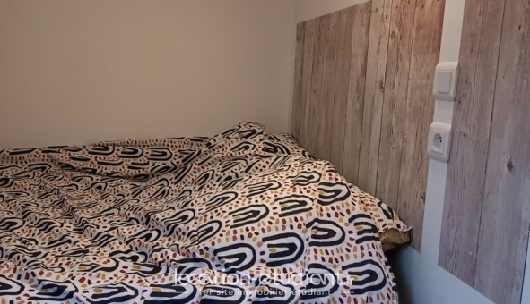 Colocation étudiante Studio &agrave; Cheval Blanc (84460)