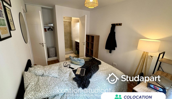 Colocation étudiante Studio &agrave; Clichy (92110)