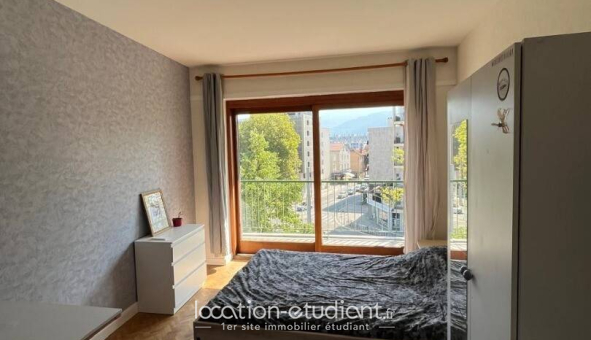 Colocation étudiante T4 &agrave; Grenoble (38000)
