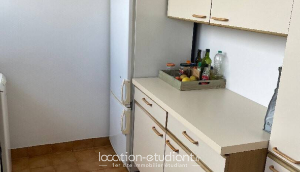 Colocation étudiante Studio &agrave; Ivry sur Seine (94200)