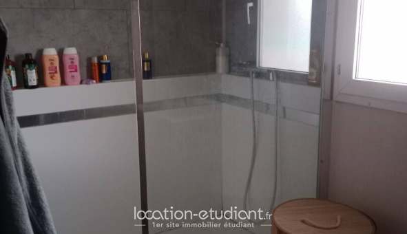 Colocation étudiante Studio &agrave; L'Isle d'Abeau (38080)