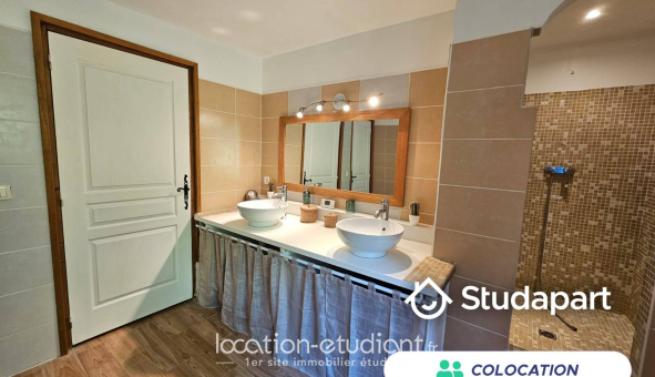 Colocation étudiante Studio &agrave; Les Arcs (83460)