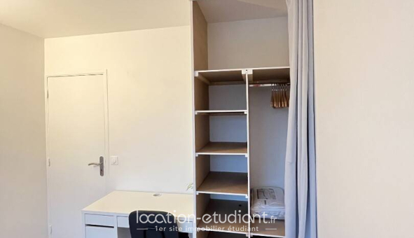 Colocation étudiante Studio &agrave; Les Mureaux (78130)