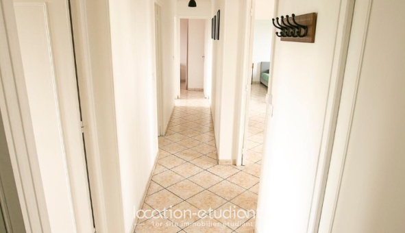 Colocation étudiante Studio &agrave; Livry Gargan (93190)