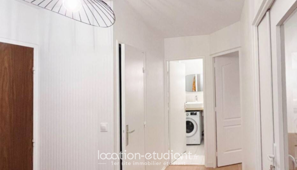 Colocation étudiante Studio &agrave; Noisy le Grand (93160)