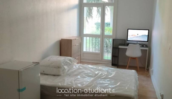Colocation étudiante Studio &agrave; Ris Orangis (91000)