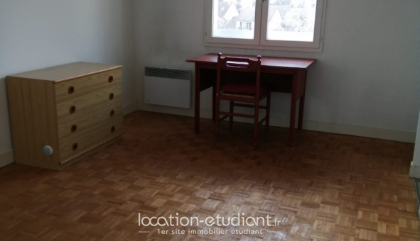 Colocation étudiante Studio &agrave; Saint Germain en Laye (78100)