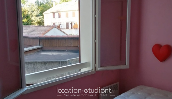 Colocation étudiante Studio &agrave; Saint Germain en Laye (78100)