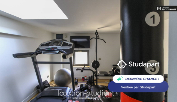 Colocation étudiante Studio &agrave; Saint Ouen (93400)
