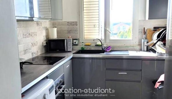 Colocation étudiante Studio &agrave; Sainte Geneviève des Bois (91700)