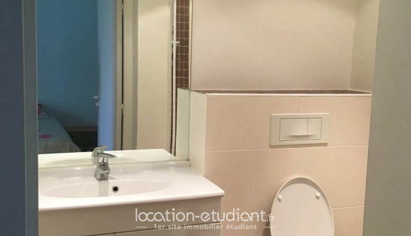 Colocation étudiante Studio &agrave; Suresnes (92150)