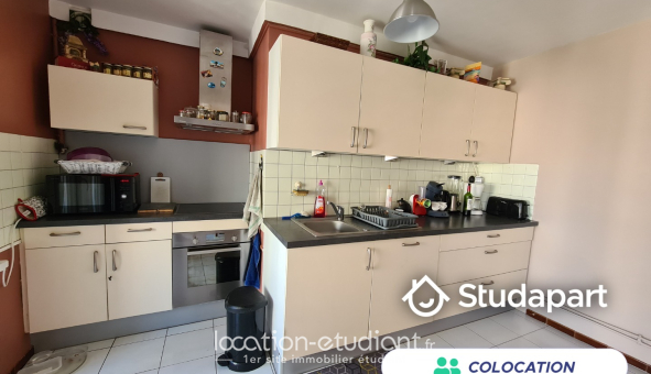Colocation étudiante T4 &agrave; Toulon (83200)