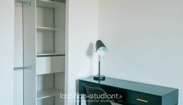Colocation étudiante T4 &agrave; Toulon (83200)