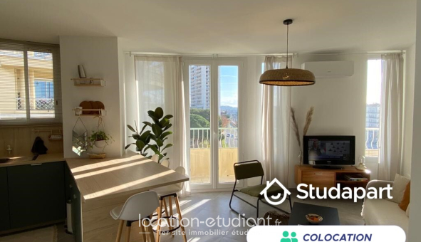 Colocation étudiante T5 &agrave; Toulon (83200)