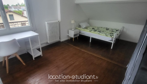 Colocation étudiante Studio &agrave; Trappes (78190)