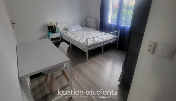Colocation étudiante Studio &agrave; Trappes (78190)