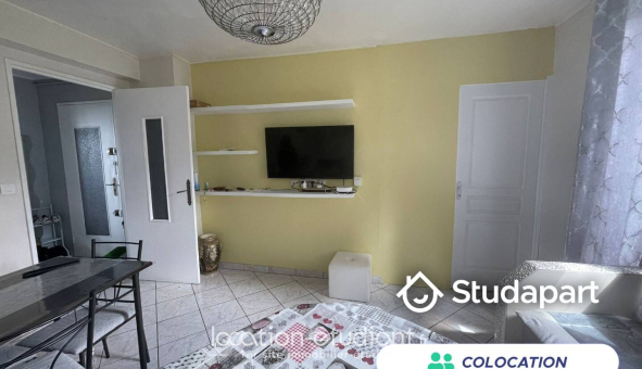 Colocation étudiante Studio &agrave; Trappes (78190)