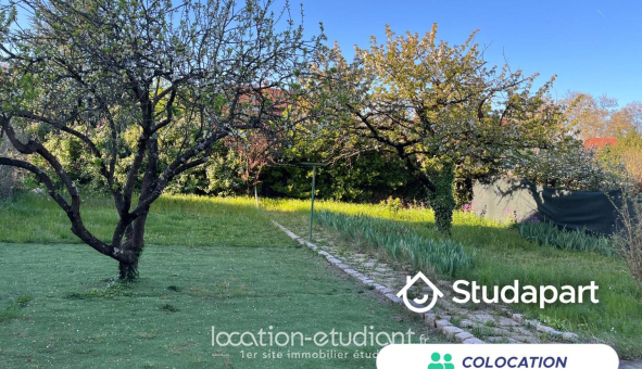 Colocation étudiante Studio &agrave; Vaulx en Velin (69120)