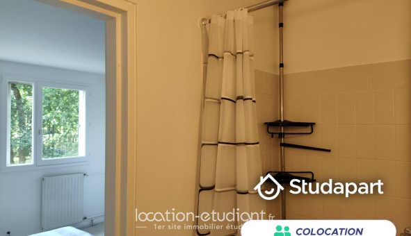 Colocation étudiante Studio &agrave; Verneuil sur Seine (78480)