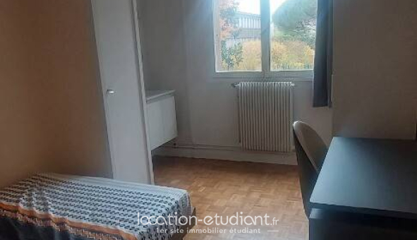 Colocation étudiante Studio &agrave; Viry Châtillon (91170)