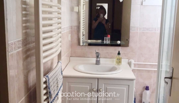 Colocation tudiante T4 à Lyon 8me arrondissement (69008)