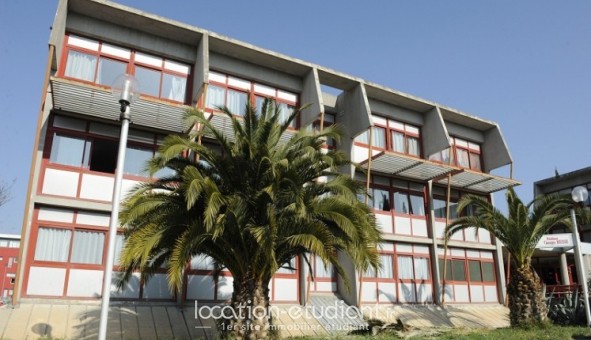 Location Georges Besse  - Nîmes (30000)
